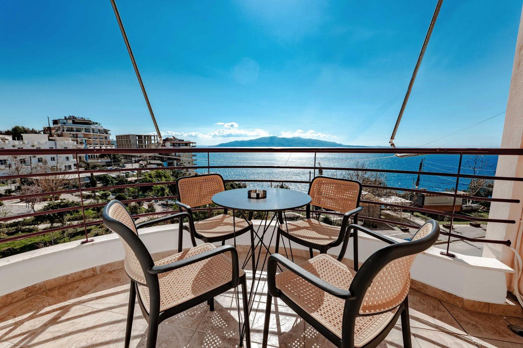 Sunny Apts Саранда Экстерьер фото